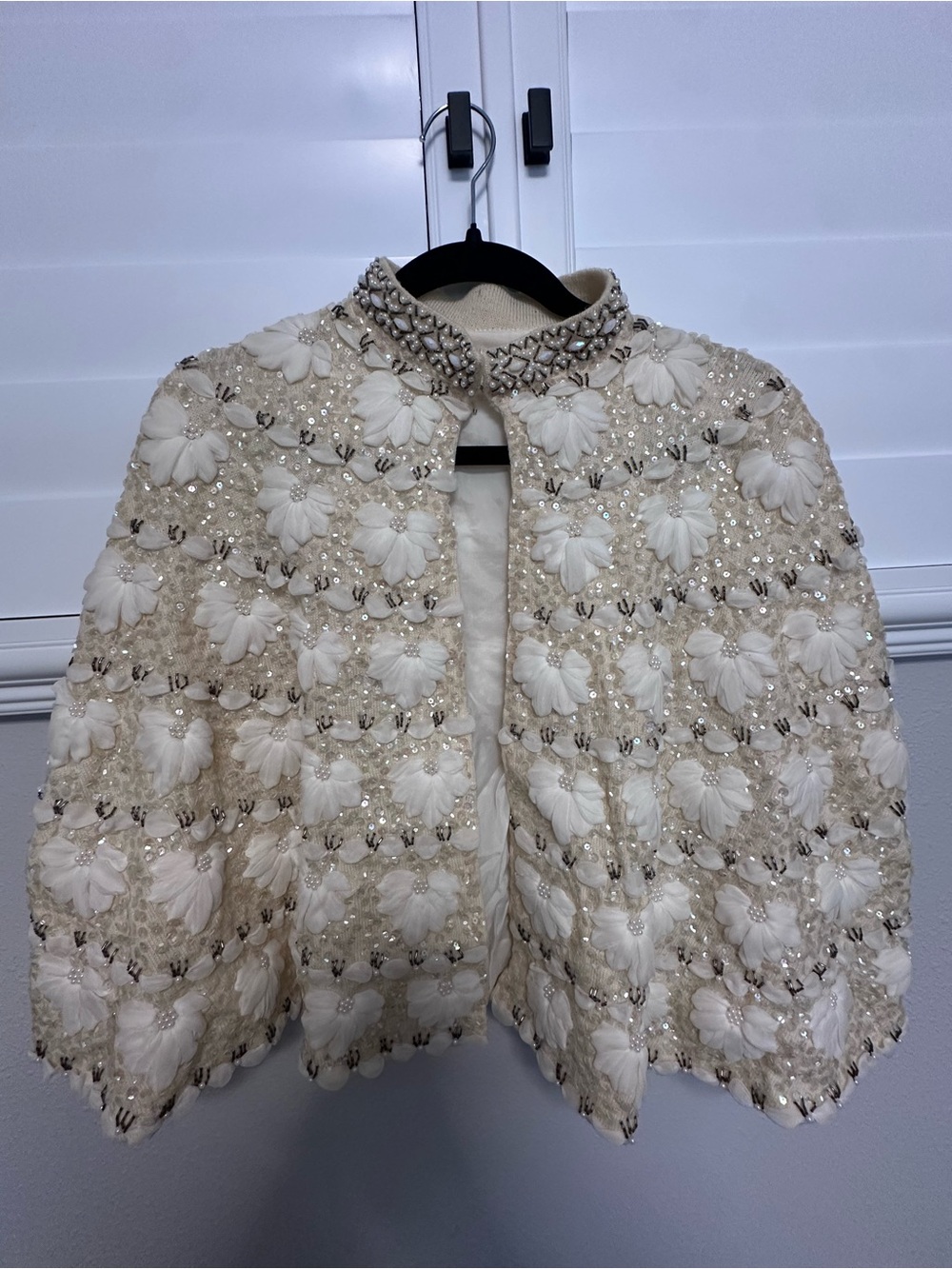 Embellished Cream Floral Cape Jacket - Unbranded